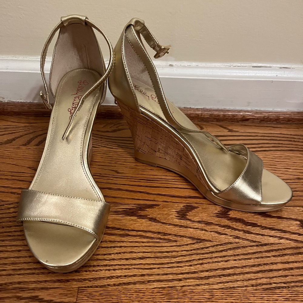 Lilly Pulitzer Gold Wedges Women’s Sz 10
